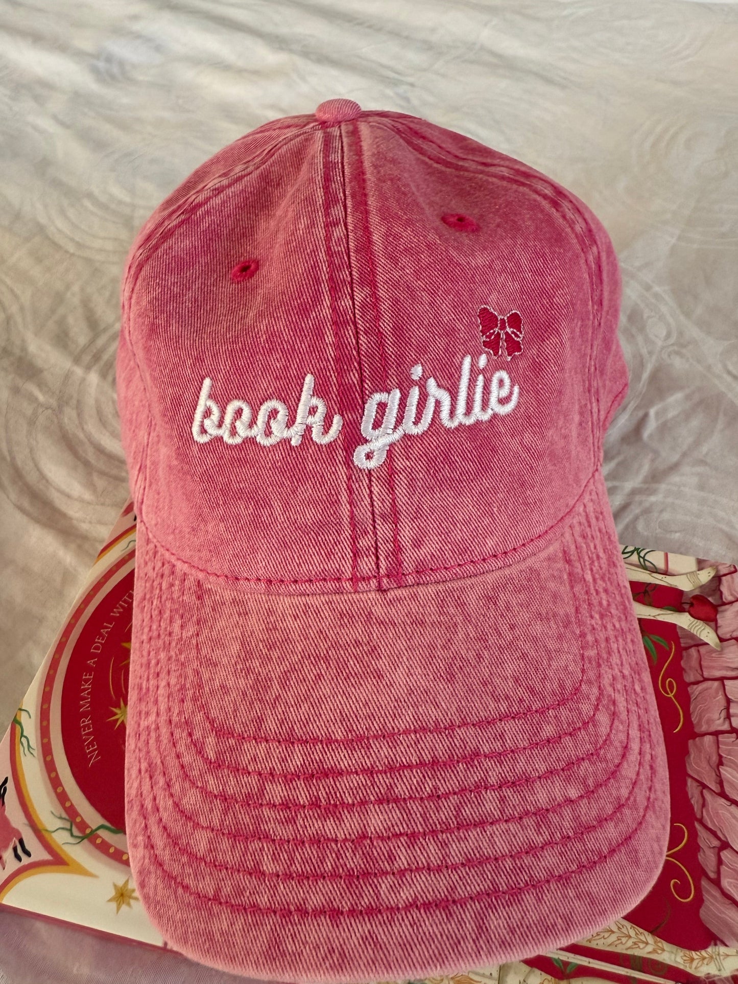 book girlie - cap